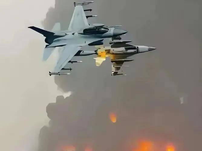 如何注册皇冠足球代理
_炸机场、炸基地、炸港口如何注册皇冠足球代理
,朱拉尼获神秘外援,以色列措手不及,美国紧急叫停战火