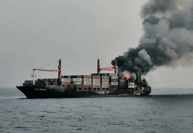 皇冠信用網网址_挂红旗也照打不误？中方呼吁停止袭击后皇冠信用網网址，胡塞不再给中国特殊待遇