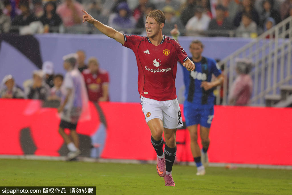 皇冠信用网登2代理_季前赛-霍伊伦破门德利赫特乌龙 多古传射曼联4-1伯恩茅斯