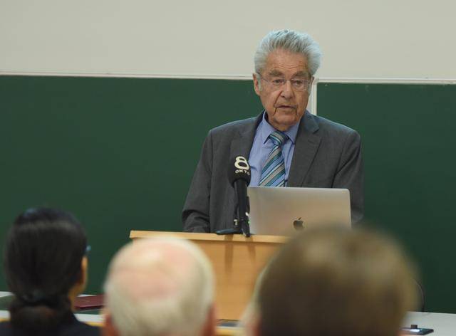 瓦鲁尔(女) vs國際米蘭(女)_中国驻奥使馆举办纪念中国人民抗日战争暨世界反法西斯战争胜利80周年研讨会