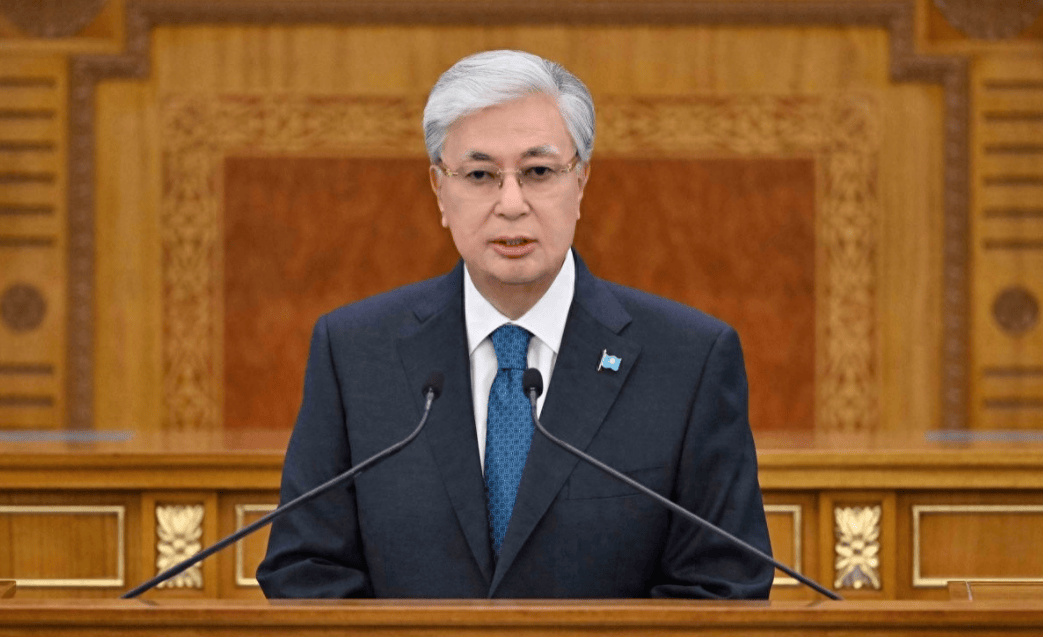 卡帕vs TPS杜古:_从中国回去后卡帕vs TPS杜古:，哈萨克斯坦总统不再舍近求远，两小时的讲话提了8次中国！