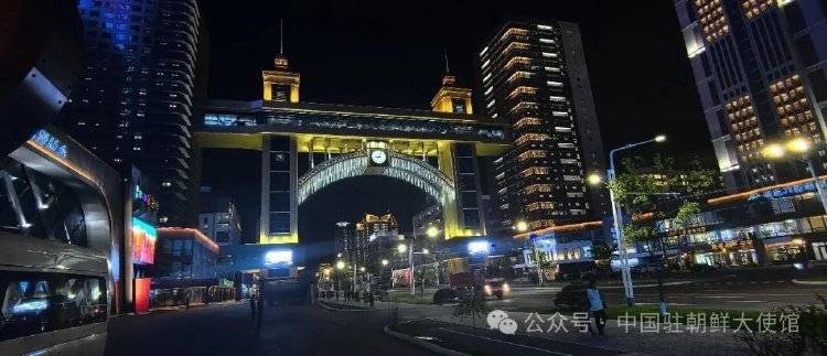 皇冠信用网会员开户_中国外交官镜头里的朝鲜:平壤建设新貌