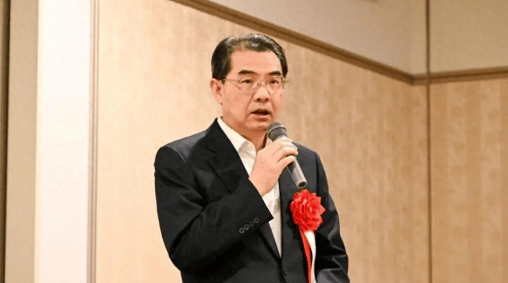 托特纳姆热刺足球_日方高层恳求访华托特纳姆热刺足球，中方大使下死命令，高市早苗认错是唯一入场券！