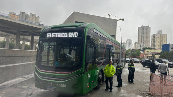 皇冠代理占成_德国铁路公司订购中国电动公交车皇冠代理占成，德财长：让我十分恼火