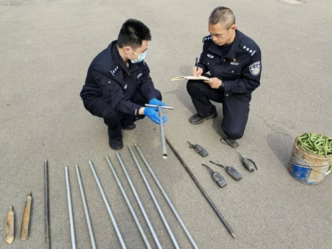 皇冠直播
_5人夜盗将军墓皇冠直播
,被无人机全程锁定现场抓获!