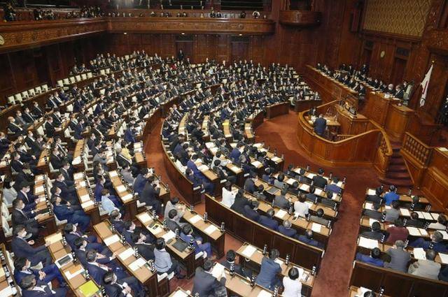 皇冠信用网代理出租
_高市早苗迈出危险三步皇冠信用网代理出租
,5万日本人走上街头,中朝一致决心遏制!