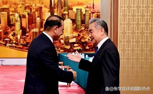 皇冠信用网
_美伊和谈终于成功皇冠信用网
,关键人物抵达北京,王毅话刚落地,双方又开火